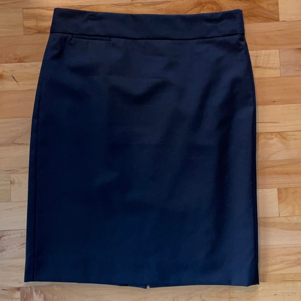 Wool crepe skirt - brand new!!!